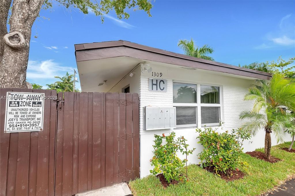 1309 NE 16th Ter 1, Fort Lauderdale, FL 33304