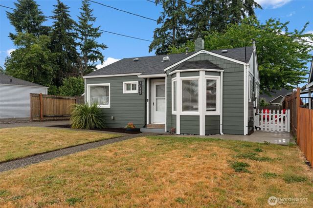 1032 S MacArthur Street, Tacoma, WA 98465