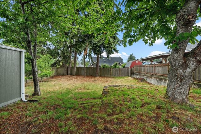 1032 S MacArthur Street, Tacoma, WA 98465