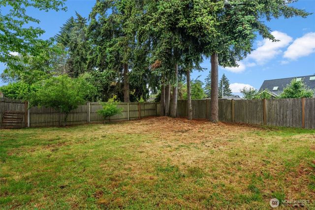 1032 S MacArthur Street, Tacoma, WA 98465