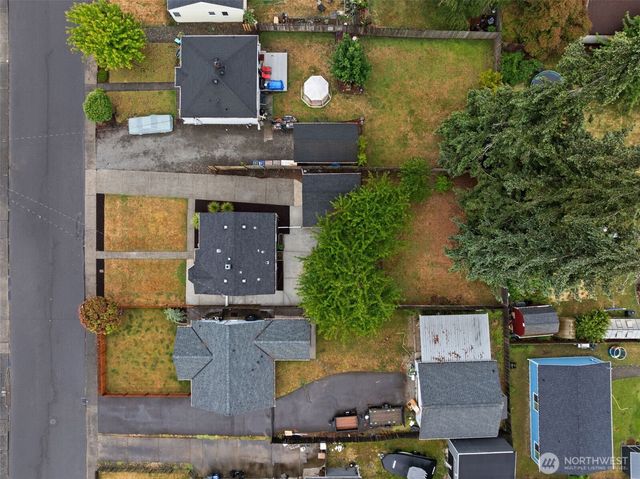 1032 S MacArthur Street, Tacoma, WA 98465
