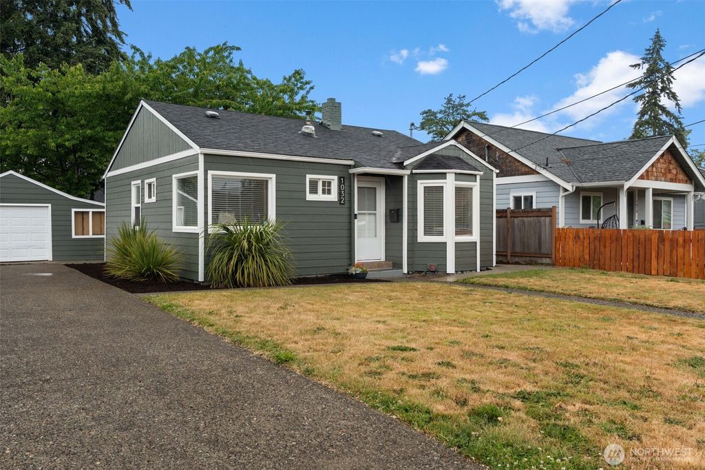 1032 S MacArthur Street, Tacoma, WA 98465