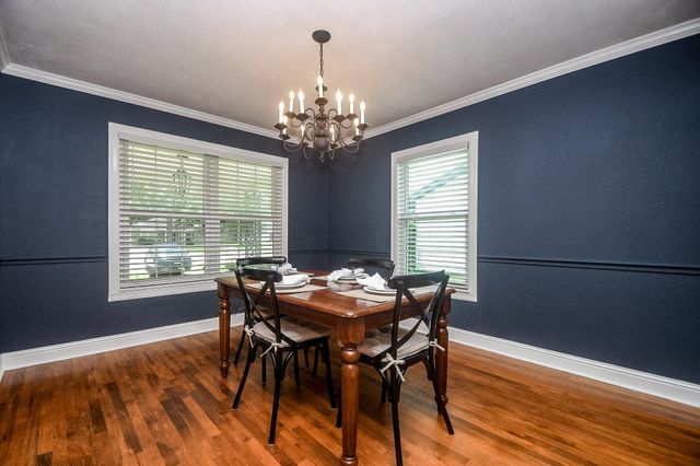1070 W 43rd Street, Houston, TX 77018