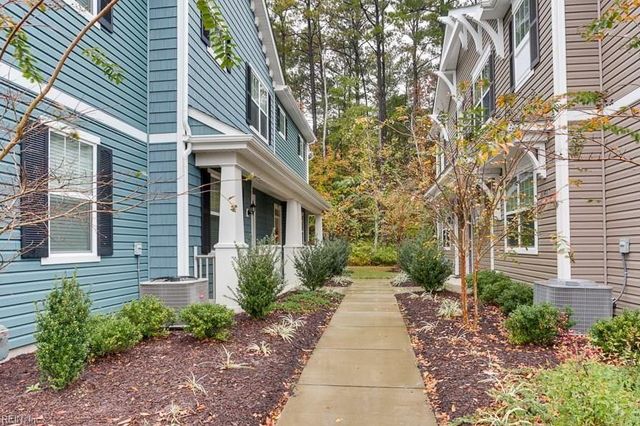 2506 Leytonstone DR, Chesapeake, VA 23321