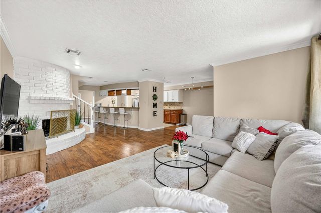 7828 Kendalia Drive, Houston, TX 77036