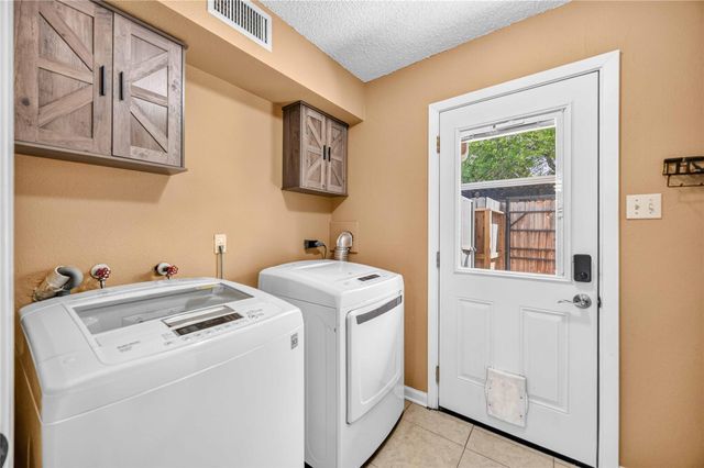 7828 Kendalia Drive, Houston, TX 77036
