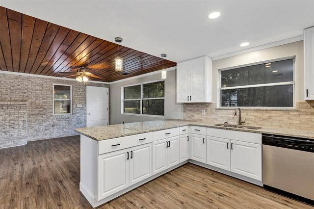 157 STATE ROAD 20, Palatka, FL 32177