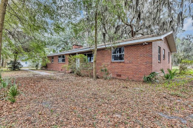 157 STATE ROAD 20, Palatka, FL 32177