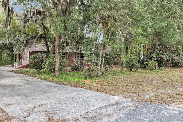 157 STATE ROAD 20, Palatka, FL 32177
