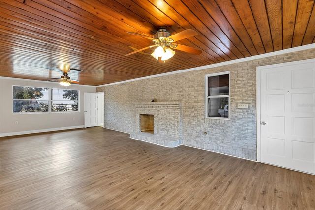 157 STATE ROAD 20, Palatka, FL 32177