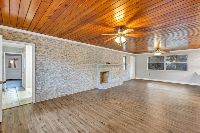 157 STATE ROAD 20, Palatka, FL 32177