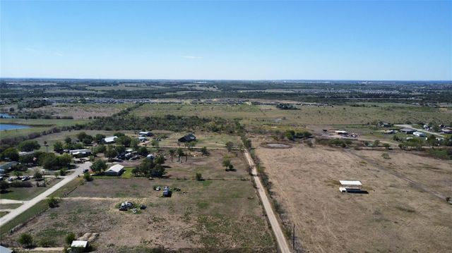 1905 High RD, Kyle, TX 78640