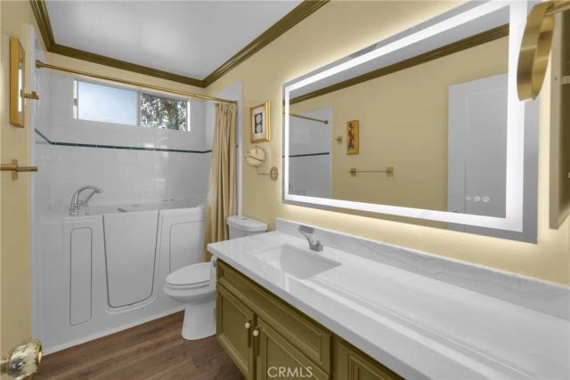 1351 N Orange Drive 205, Los Angeles, CA 90028