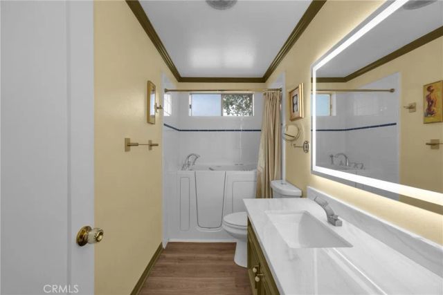 1351 N Orange Drive 205, Los Angeles, CA 90028