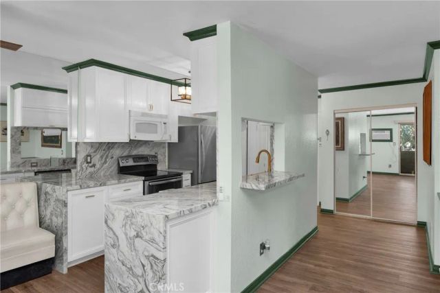 1351 N Orange Drive 205, Los Angeles, CA 90028