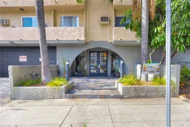 1351 N Orange Drive 205, Los Angeles, CA 90028