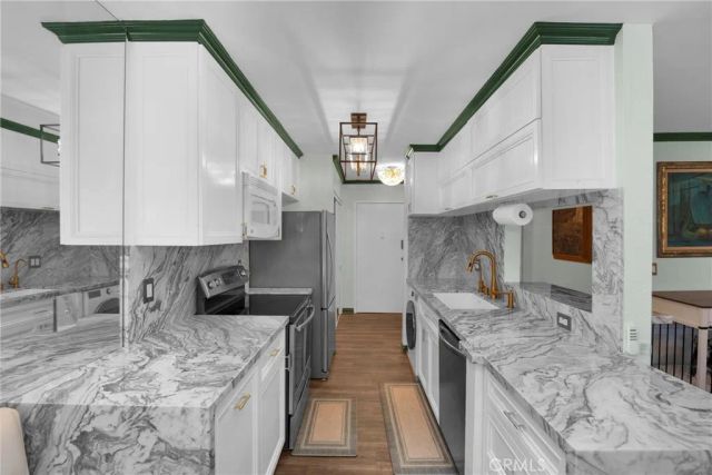 1351 N Orange Drive 205, Los Angeles, CA 90028