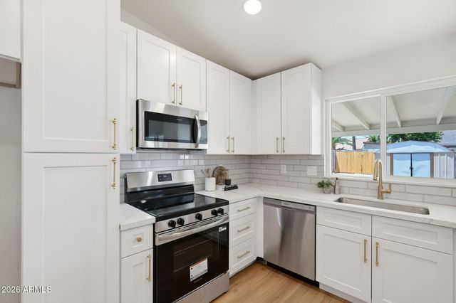 2536 N EVERGREEN Street, Chandler, AZ 85225