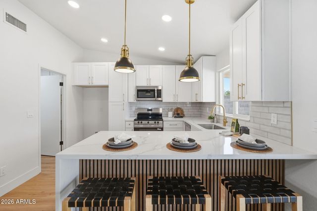 2536 N EVERGREEN Street, Chandler, AZ 85225