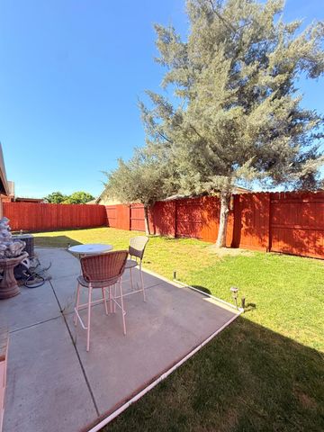 4929 miramare, Stockton, CA 95206