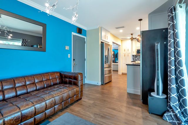 2116 NE 68th Street, Fort Lauderdale, FL 33308