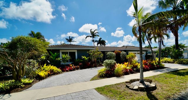 2116 NE 68th Street, Fort Lauderdale, FL 33308