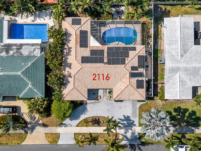 2116 NE 68th Street, Fort Lauderdale, FL 33308