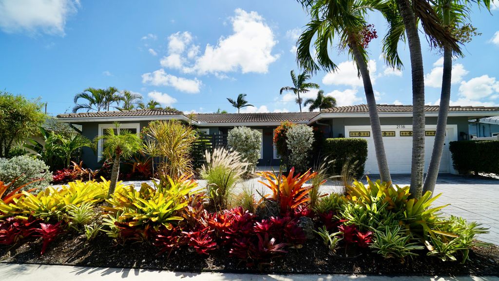 2116 NE 68th Street, Fort Lauderdale, FL 33308