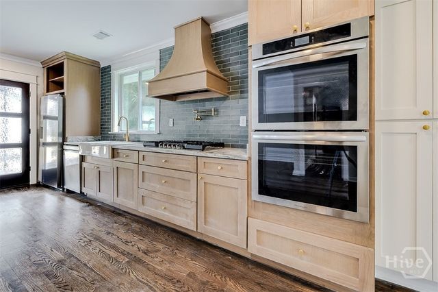412 E 53rd Street, Savannah, GA 31405