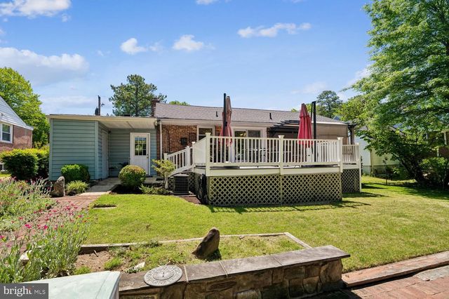 8410 RAVENSWOOD RD, New Carrollton, MD 20784