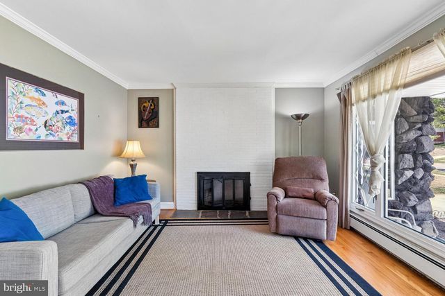 8410 RAVENSWOOD RD, New Carrollton, MD 20784