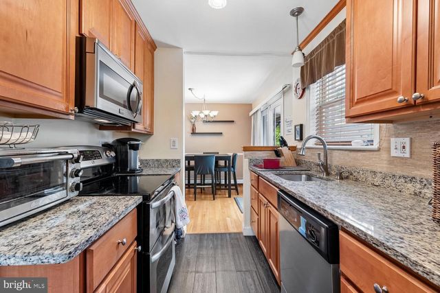 8410 RAVENSWOOD RD, New Carrollton, MD 20784