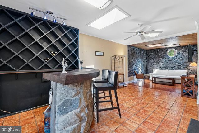 8410 RAVENSWOOD RD, New Carrollton, MD 20784