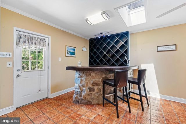 8410 RAVENSWOOD RD, New Carrollton, MD 20784