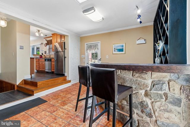 8410 RAVENSWOOD RD, New Carrollton, MD 20784