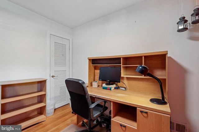 8410 RAVENSWOOD RD, New Carrollton, MD 20784