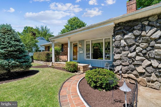 8410 RAVENSWOOD RD, New Carrollton, MD 20784