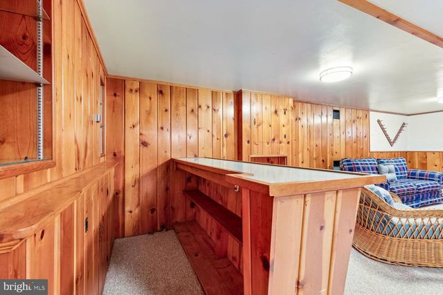 8410 RAVENSWOOD RD, New Carrollton, MD 20784