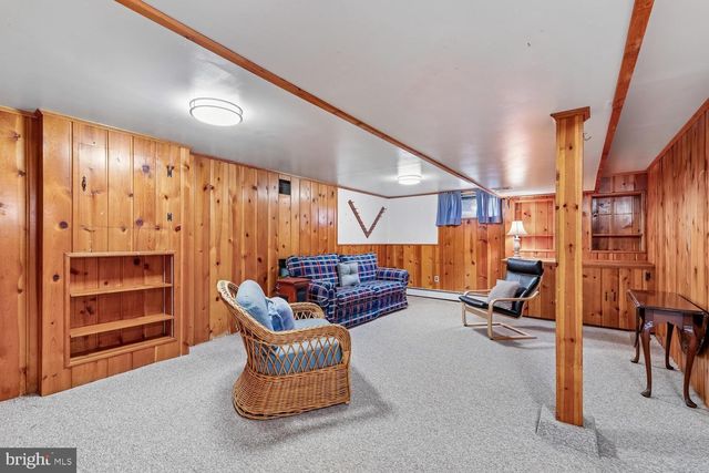 8410 RAVENSWOOD RD, New Carrollton, MD 20784