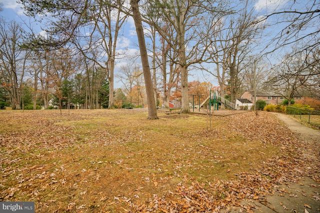 8410 RAVENSWOOD RD, New Carrollton, MD 20784