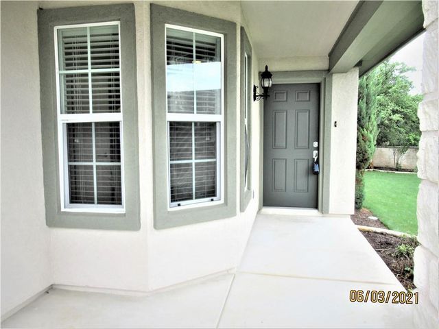 106 Coyote TRL, Georgetown, TX 78633