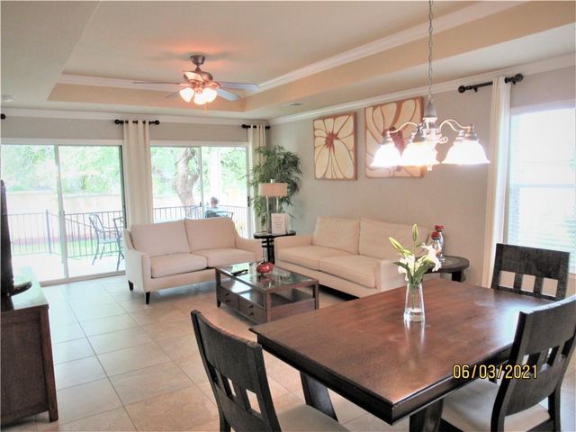 106 Coyote TRL, Georgetown, TX 78633