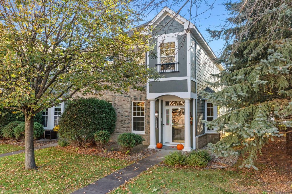 15386 Founders Lane 805, Apple Valley, MN 55124