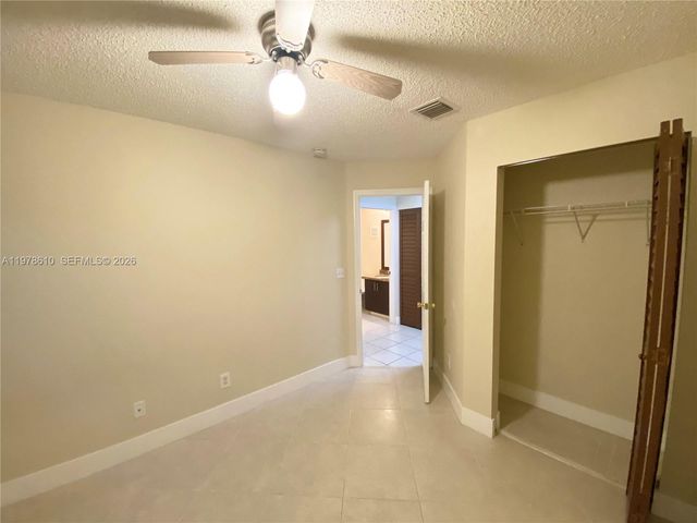 611 NW 208th Cir 611, Pembroke Pines, FL 33029