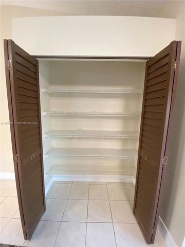 611 NW 208th Cir 611, Pembroke Pines, FL 33029