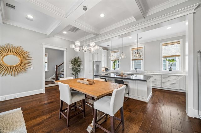 1708 Ashland Street, Houston, TX 77008