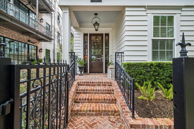 1708 Ashland Street, Houston, TX 77008