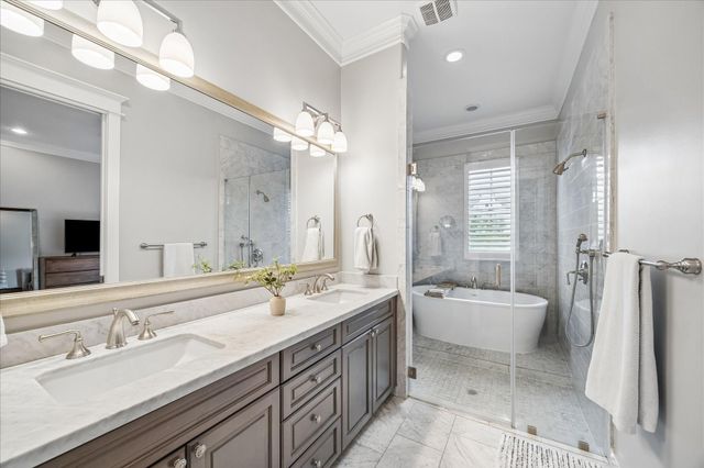 1708 Ashland Street, Houston, TX 77008