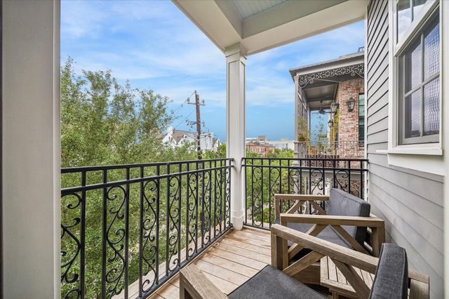 1708 Ashland Street, Houston, TX 77008