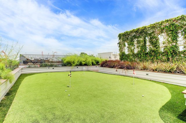 1708 Ashland Street, Houston, TX 77008